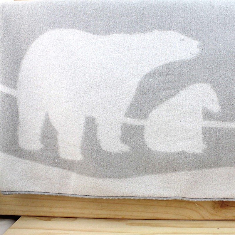 北极熊毛毯【宝特瓶回收环保纤维织品】 - 被子/毛毯 - 环保材料 银色