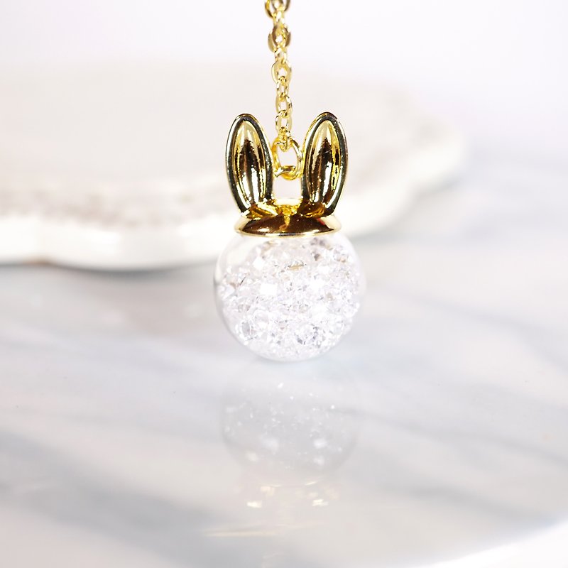 A Handmade 可爱兔耳玻璃球项链 - 颈链 - 玻璃 白色