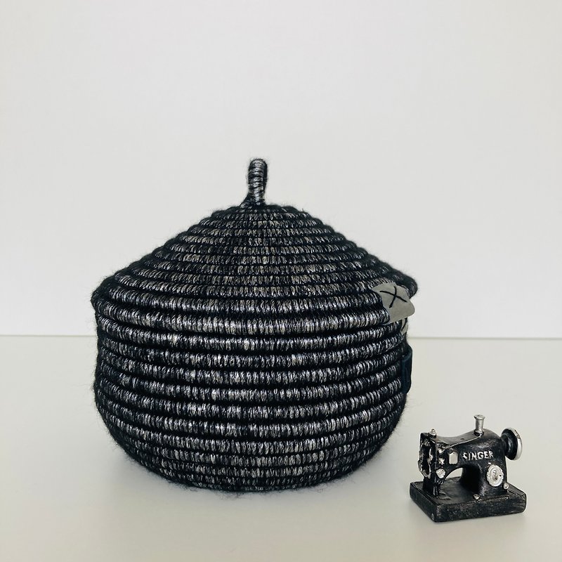 银黑色带盖篮子 12 厘米 x 15 厘米 - 收纳用品 - 棉．麻 黑色