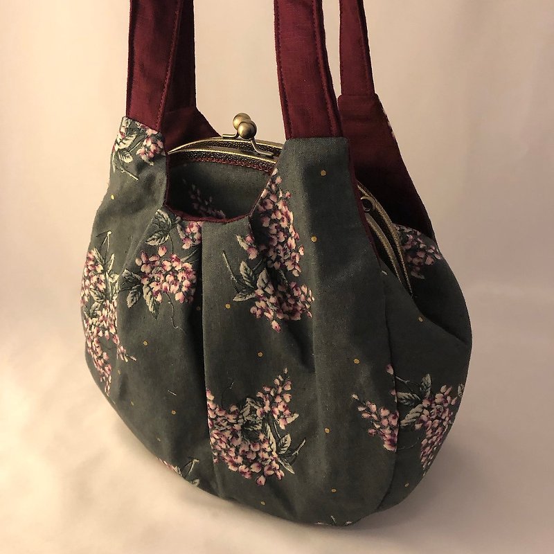 京都樱花感绯色质感三层口金包 - 手提包/手提袋 - 棉．麻 绿色