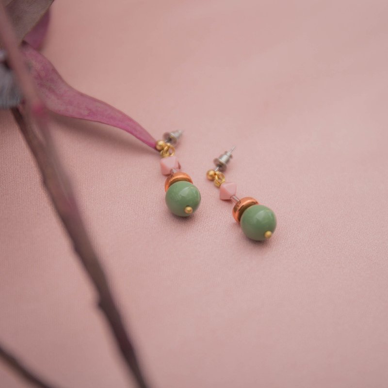 粉绿雪人耳环 - 耳环/耳夹 - 其他金属 粉红色