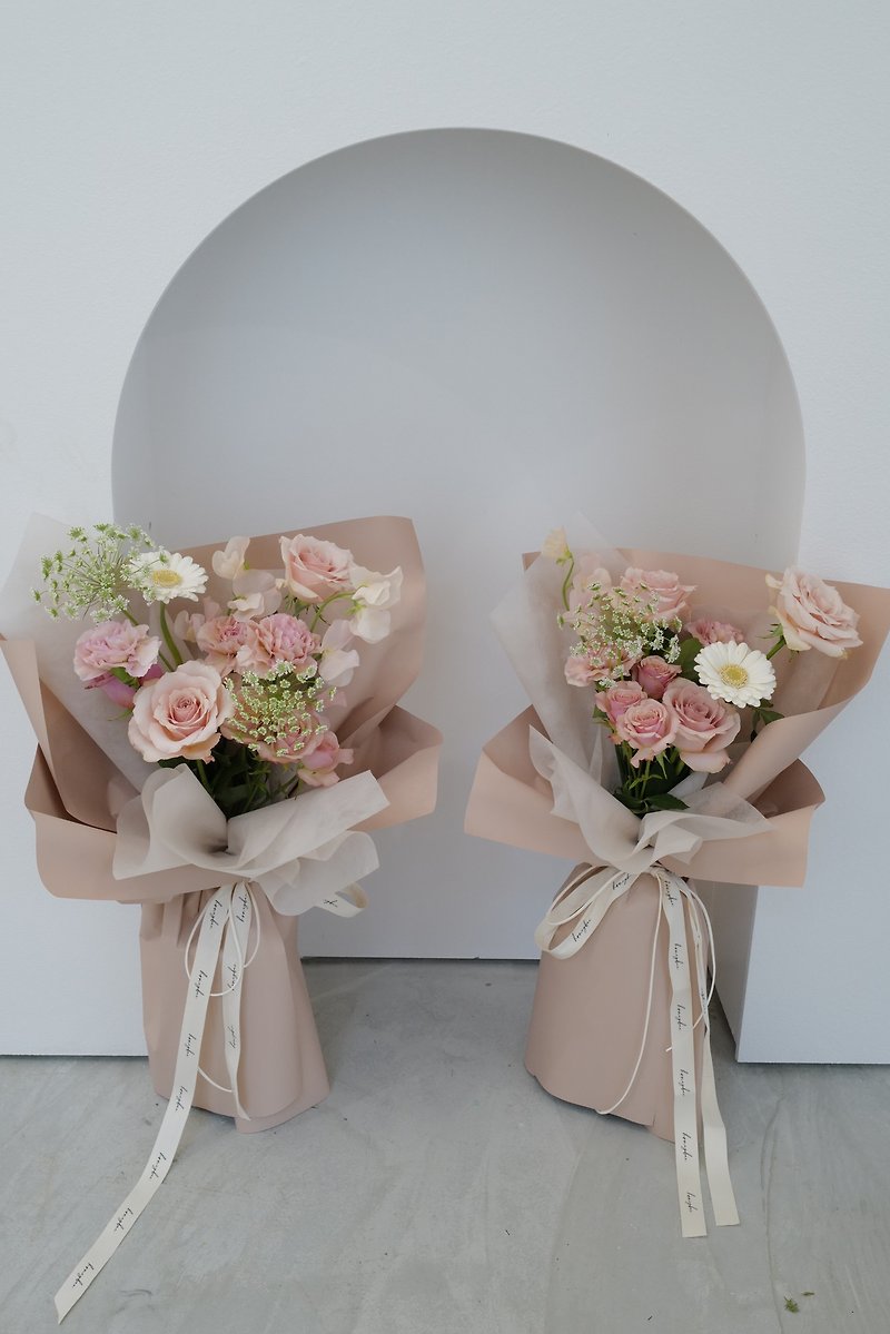 玫瑰裸粉色系花束 - 干燥花/捧花 - 植物．花 粉红色