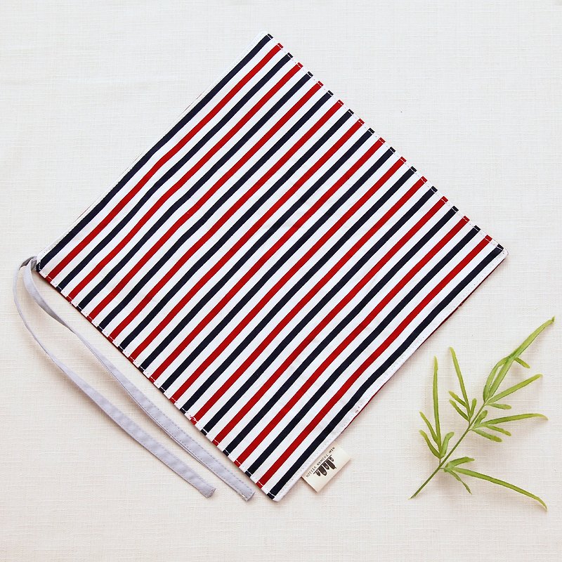 【一角餐具组】- 红蓝条纹 - 法国 - 筷子/筷架 - 棉．麻 红色