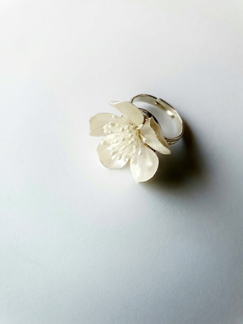 Cherry blossom white pearly color ring/ Blossom ring/ Gifts for her/ Sakura ring