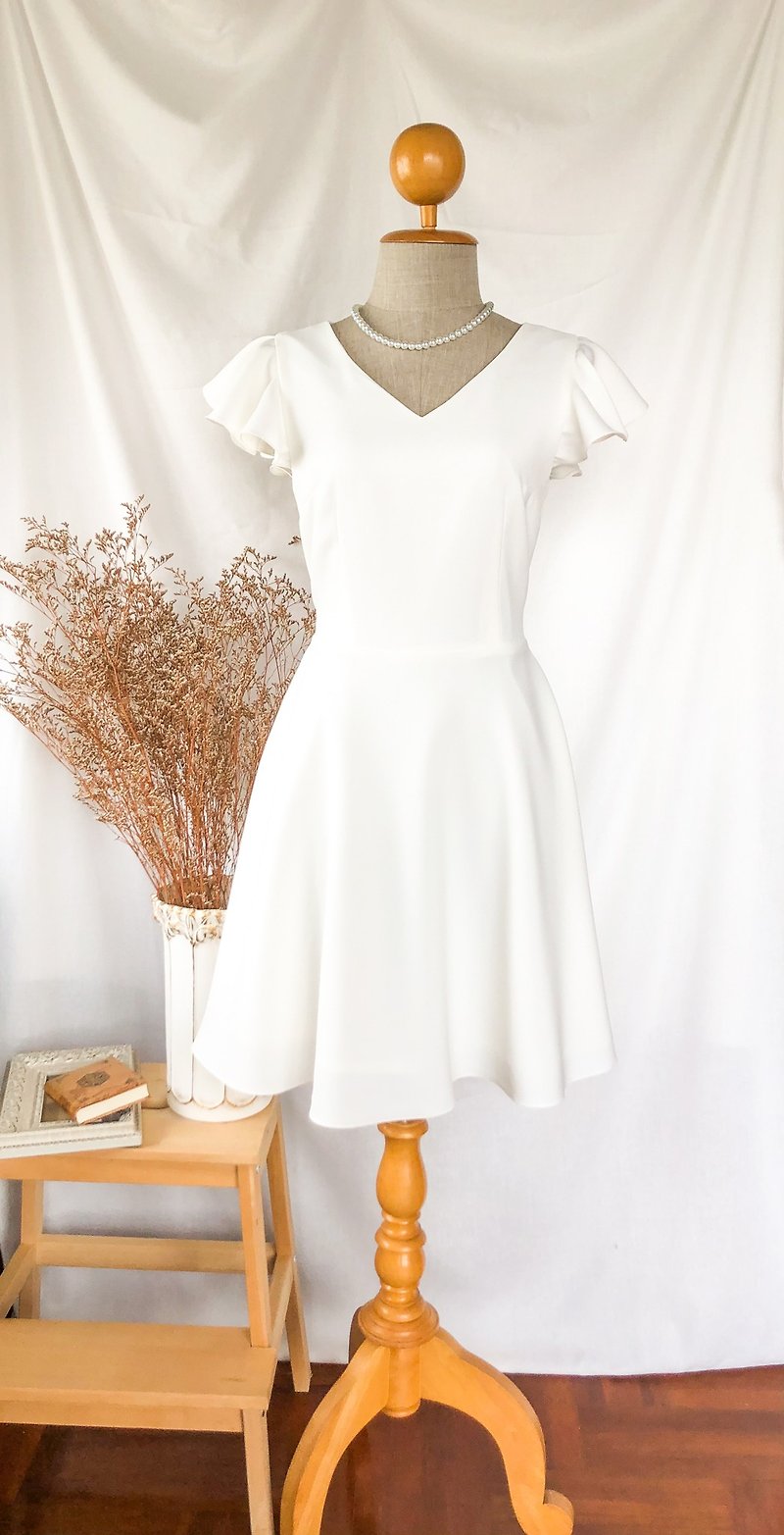White Dress Vintage Style Dress White Summer Dress Ruffle Sleeve Dress Cute - 洋装/连衣裙 - 聚酯纤维 白色