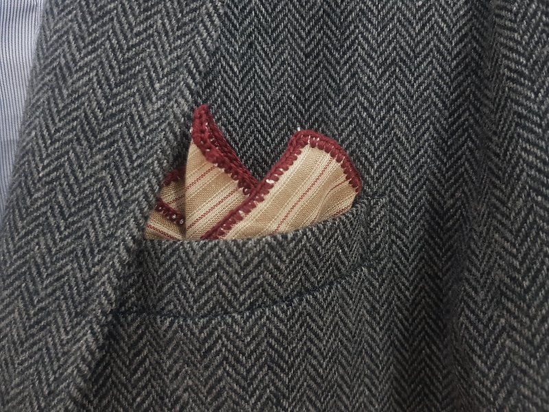 Pocket Square - Stripe Beige with Red Knitted Edge - 手帕/方巾 - 棉．麻 黄色