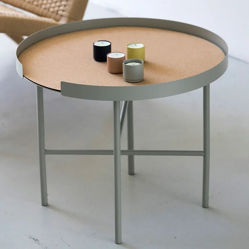 Design Bite 圆桌 (4色可选) - 其他家具 - 其他金属 多色