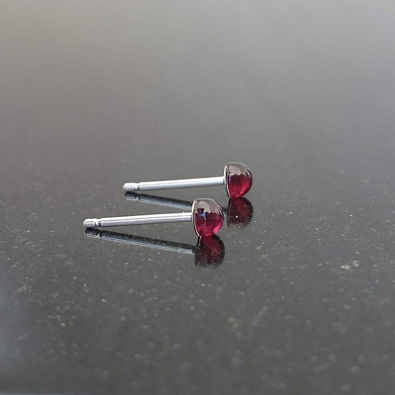 石榴石 银耳针/银耳环/天然石  - 耳环/耳夹 - 半宝石 红色