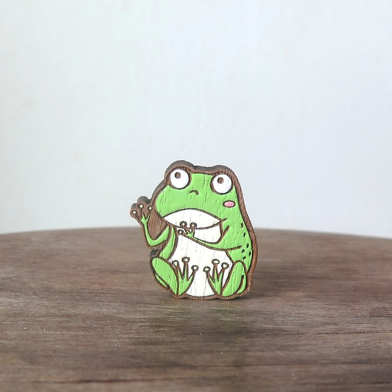 Wooden brooch frog - 胸针 - 木头 绿色