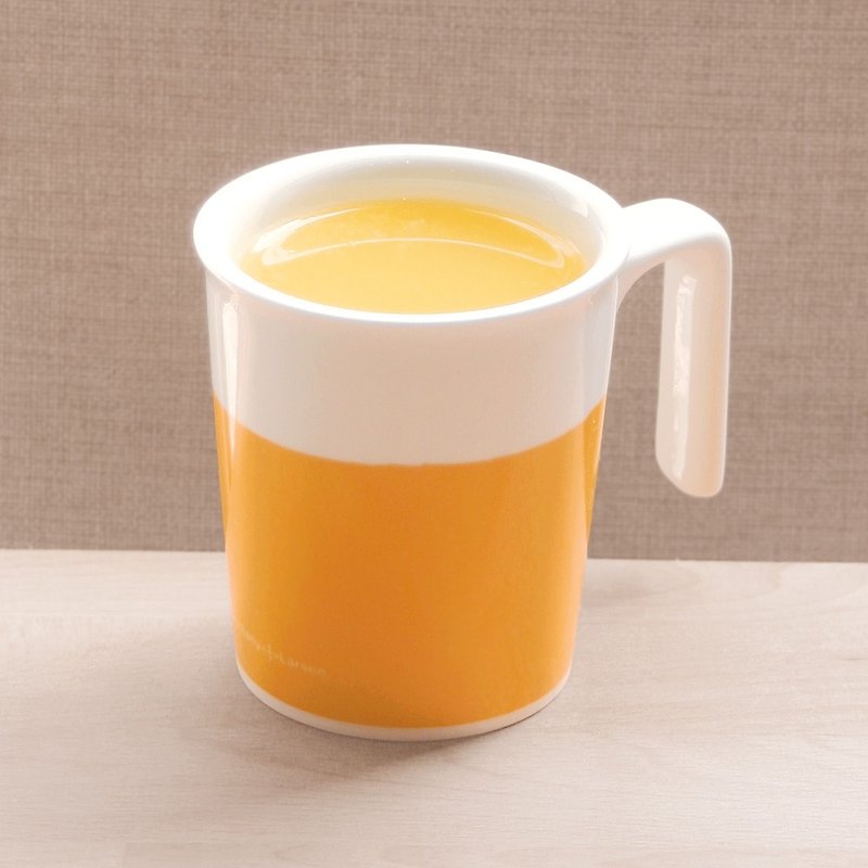 甜橙子亲亲马克杯  -P+L设计杯无盖(台湾制可微波烤箱SGS检验) - 咖啡杯/马克杯 - 瓷 黄色