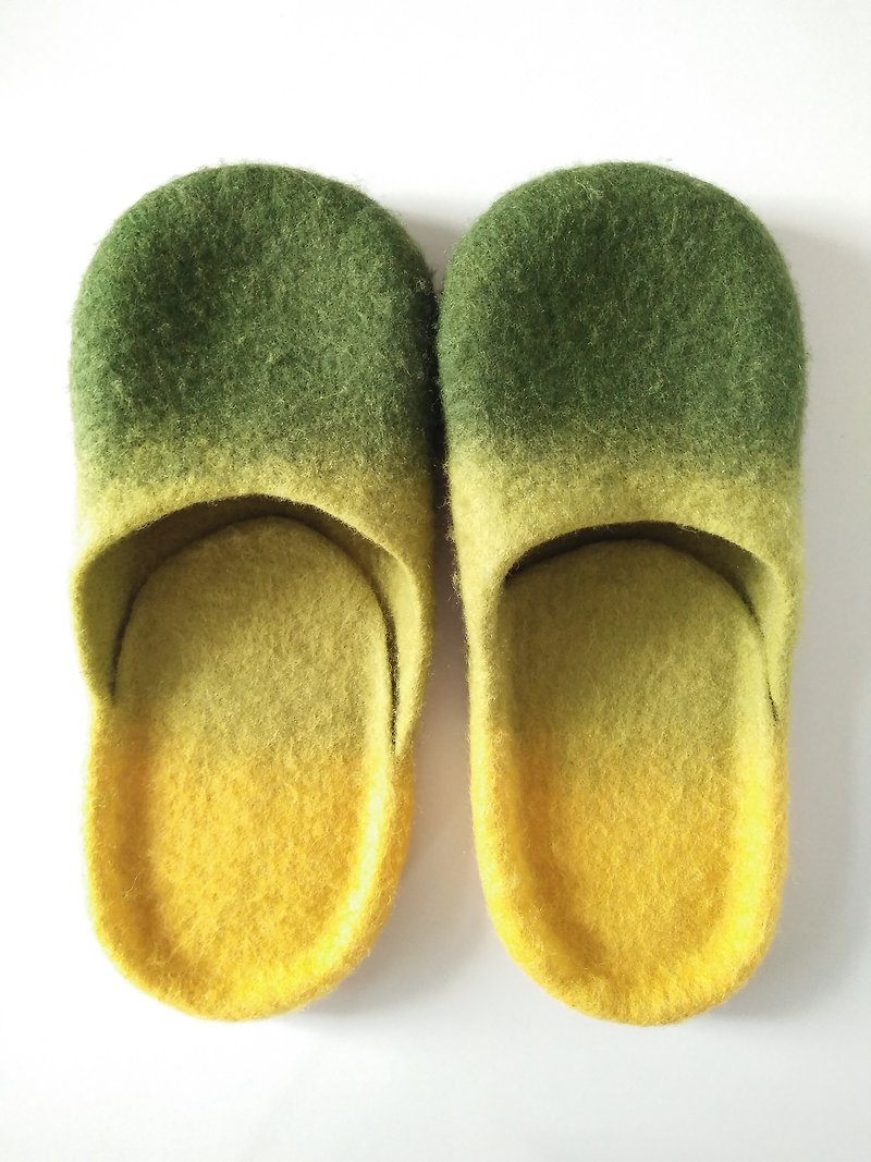 miniyue 羊毛毡大人鞋 大尺码 军绿渐层奶酪黄 室内拖鞋 台湾制造 限量手工 - 室内拖鞋 - 羊毛 绿色