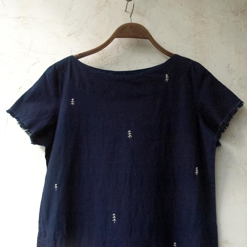 Blue Pine Tree | indigo dyed thick cotton | Dress - 洋装/连衣裙 - 棉．麻 蓝色