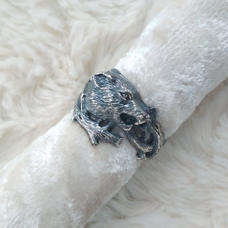 Wolf Ring.Silver Wolf Ring.Fenrir Ring.Animal Ring.Wolf totem.Wolf jewelry.