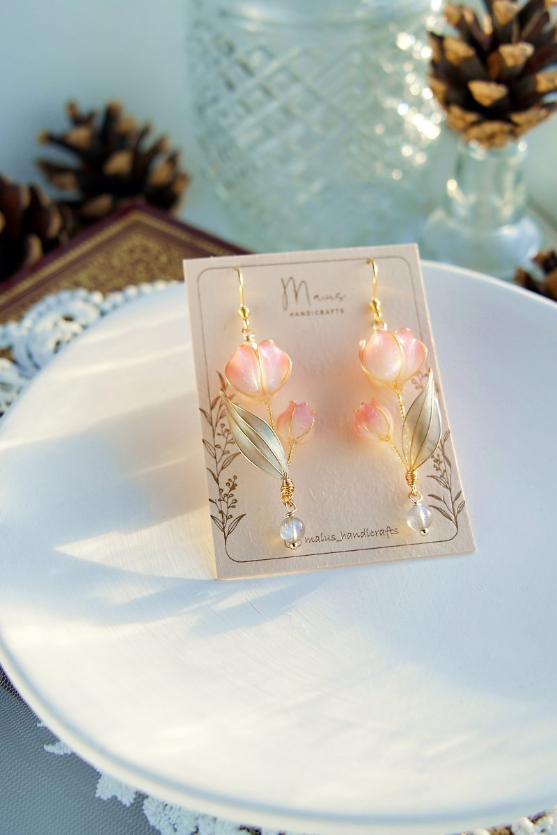 花露 • 粉红 - 手工树脂耳环饰品新年礼物 - 耳环/耳夹 - 树脂 粉红色