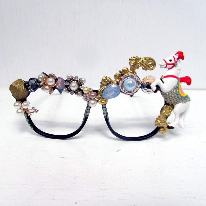 TIMBEE LO 回旋木马的欢乐时光 豪华装饰眼镜 MERRY GO ROUND - 眼镜/眼镜框 - 塑料 多色