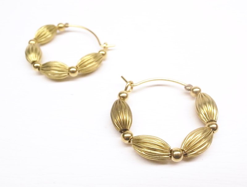 《二毛银》【串珠圈圈耳环系列-典雅黄铜圈圈耳环】（一对） - 耳环/耳夹 - 其他金属 