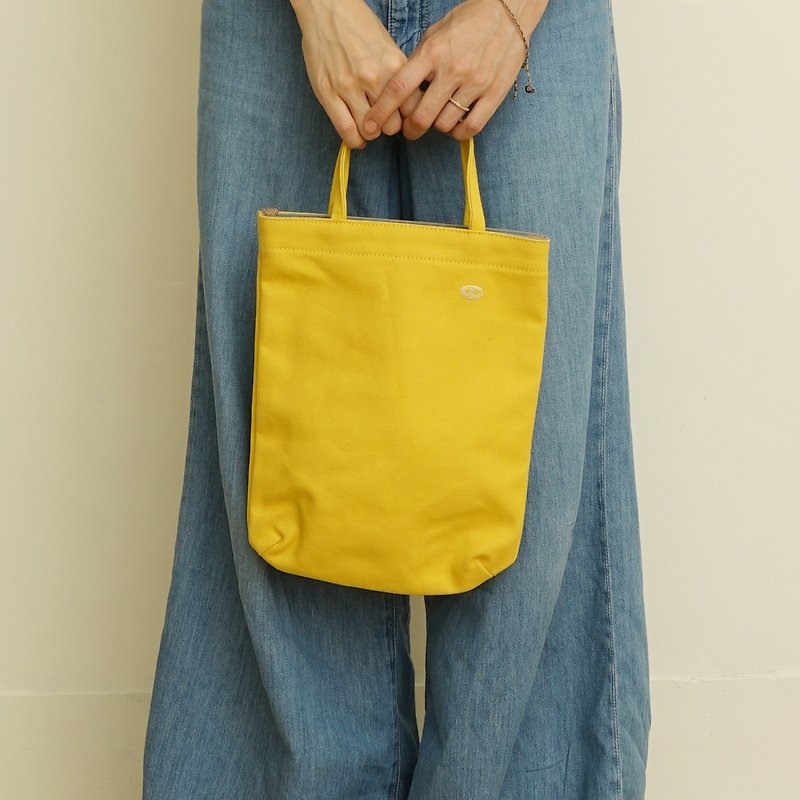 MOGU/帆布手提包/柠檬黄/甘单小包 - 手提包/手提袋 - 棉．麻 黄色