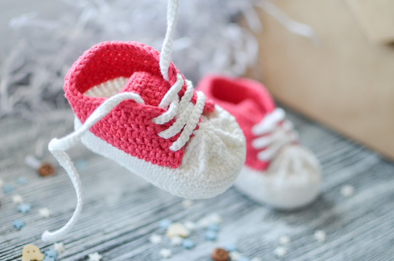 手作编织宝宝鞋 鞋婴儿鞋学步 0-3 个月女婴粉色婴儿运动鞋 孕妇 - 婴儿鞋 - 棉．麻 粉红色