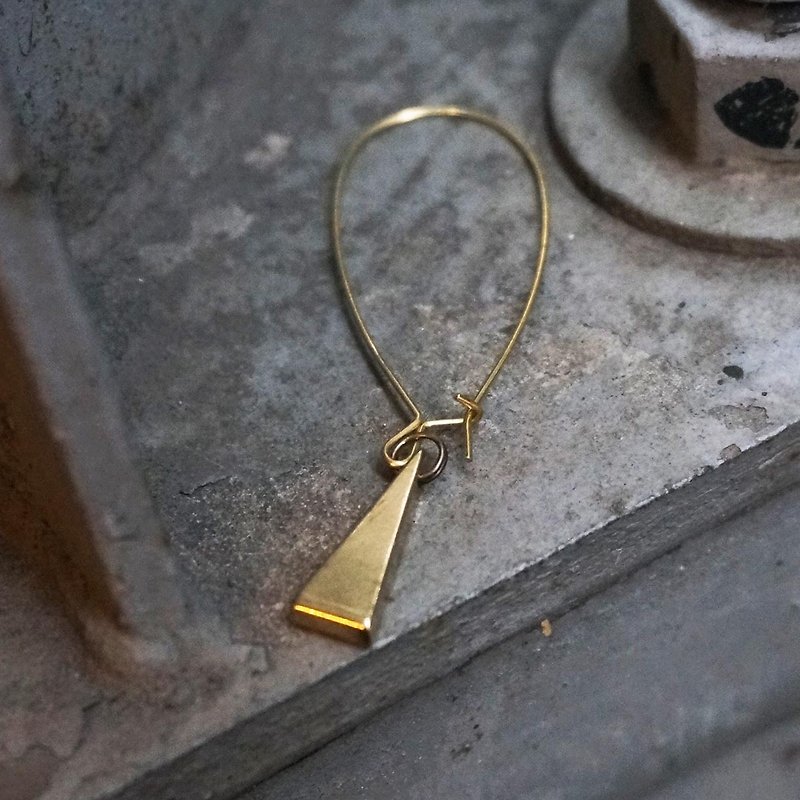 设计感黄铜耳环*卖场为单只价钱 - 耳环/耳夹 - 其他金属 金色