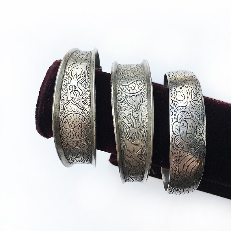 手工纹银手环 | 台湾 手工 纹银 复古 - 手链/手环 - 银 银色
