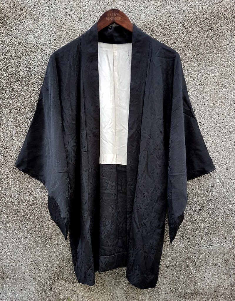 小龟葛葛 - 日本 草织纹 手工缝制 羽织和服外套 - 女装休闲/机能外套 - 丝．绢 黑色