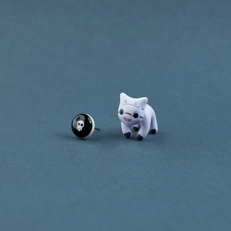 Dr.Finklestein Cat - Polymer Clay Earrings, Handmade&Handpaited Catlover Gift - 耳环/耳夹 - 粘土 紫色