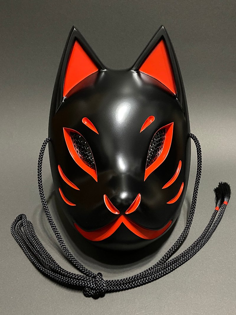 Fox face black x red