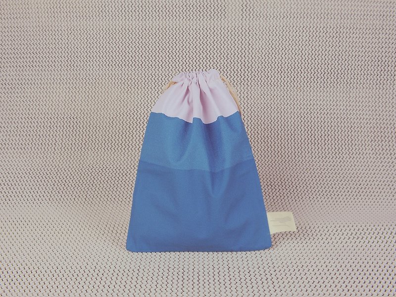 金箍包 手印束口包  / #14 富士山 - 化妆包/杂物包 - 棉．麻 蓝色
