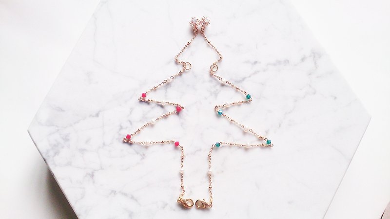 《金色圣诞》 微光银雪 金球迷你珍珠细手链 (松绿款) - 手链/手环 - 宝石 