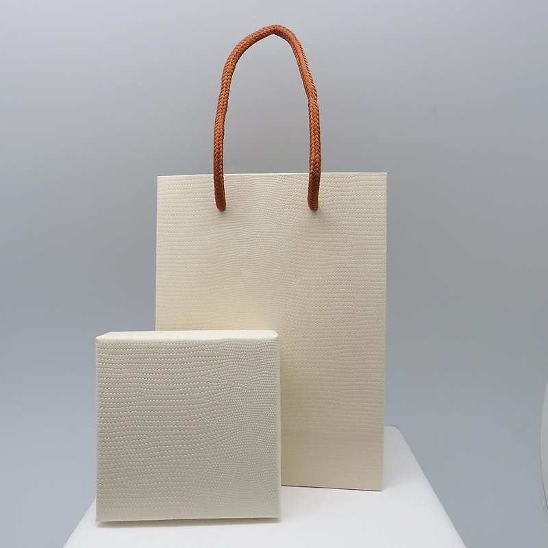 小方形礼物盒 提袋 - 饰品送礼包装 1组3入 - 包装材料 - 纸 卡其色