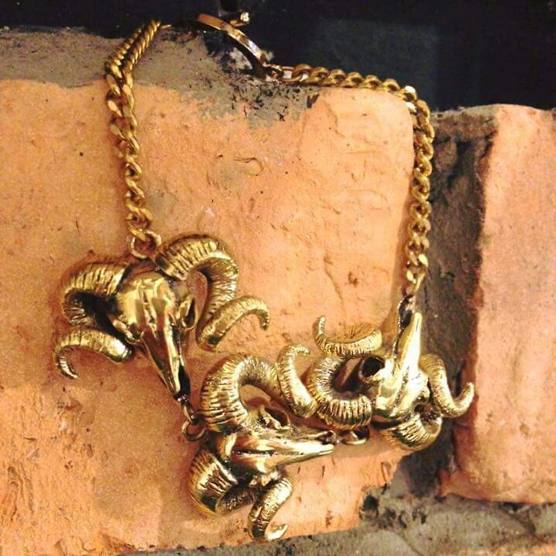 Goat Skeleton bracelet - 手链/手环 - 其他金属 橘色