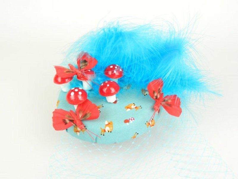 Pillbox Fascinator Headpiece Feathered Butterflies, Mushrooms in Deer Patterned Fabric with Veil, Woodland, Summer Party Hair Accessory - 帽子 - 其他材质 多色