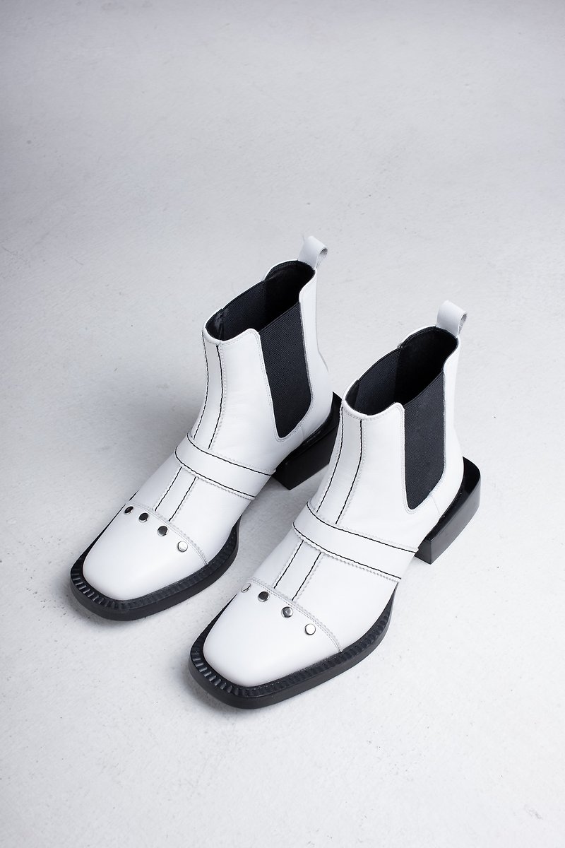 PLACEBO WHITE CROSS BOOT - 女款短靴 - 真皮 白色
