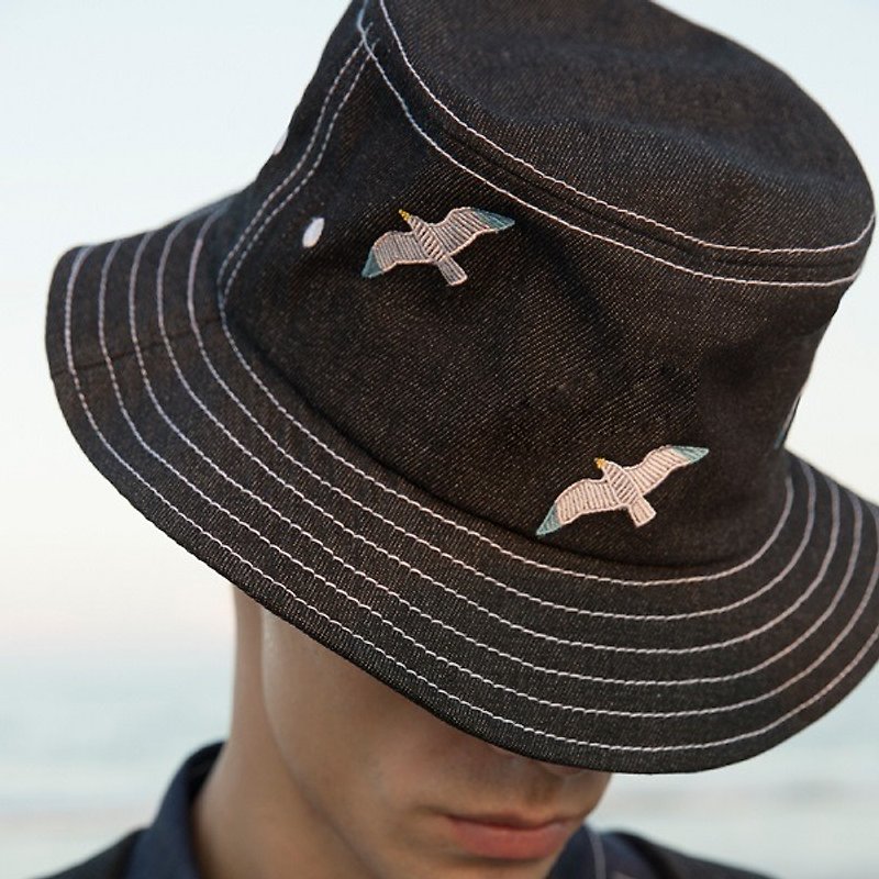 YIZISTORE新款海系列牛仔刺绣渔夫帽盆帽个性遮阳帽情侣帽-海鸥 - 帽子 - 其他材质 黑色