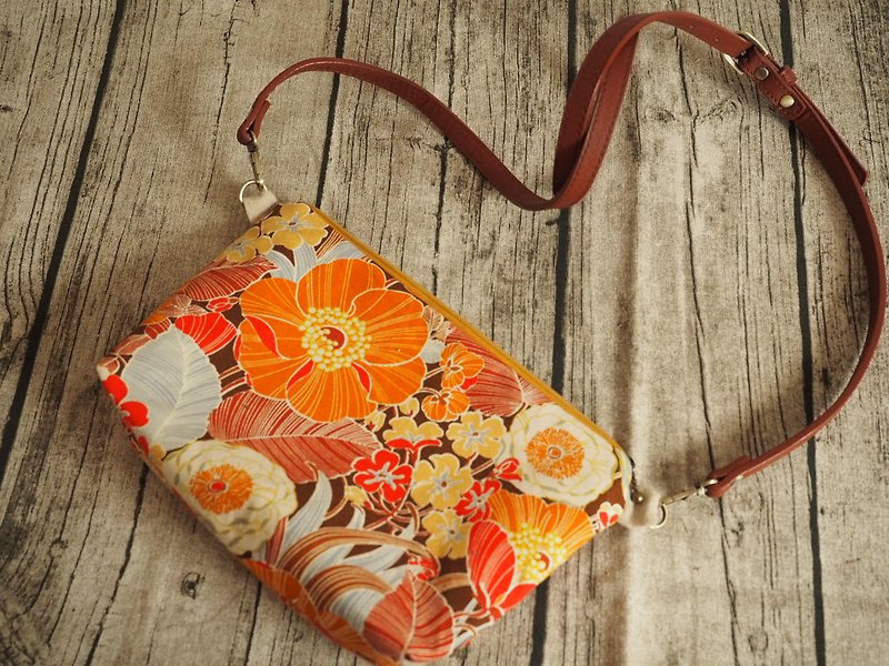 手工缝制托特侧肩包帆布手袋 橙色花图案 - 手提包/手提袋 - 棉．麻 橘色