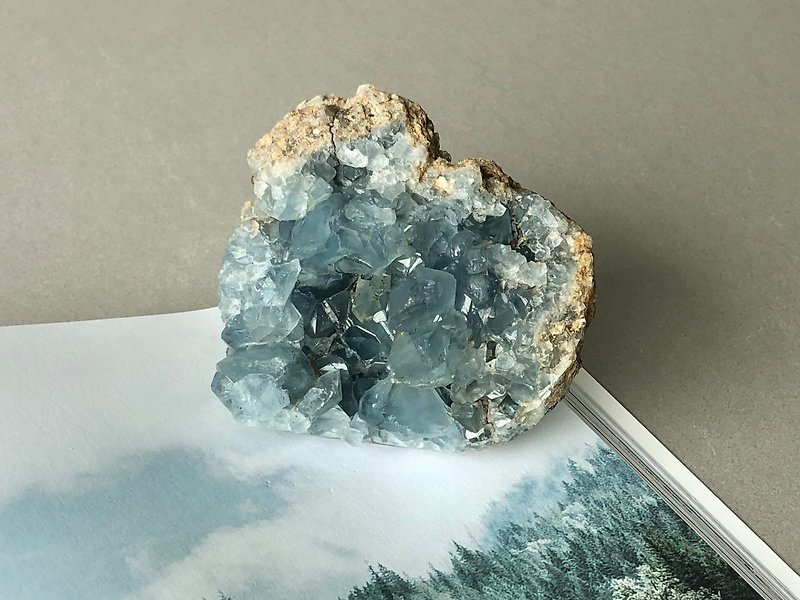 天空之石 #30 矿石香氛系列 - 摆饰 - 水晶 蓝色