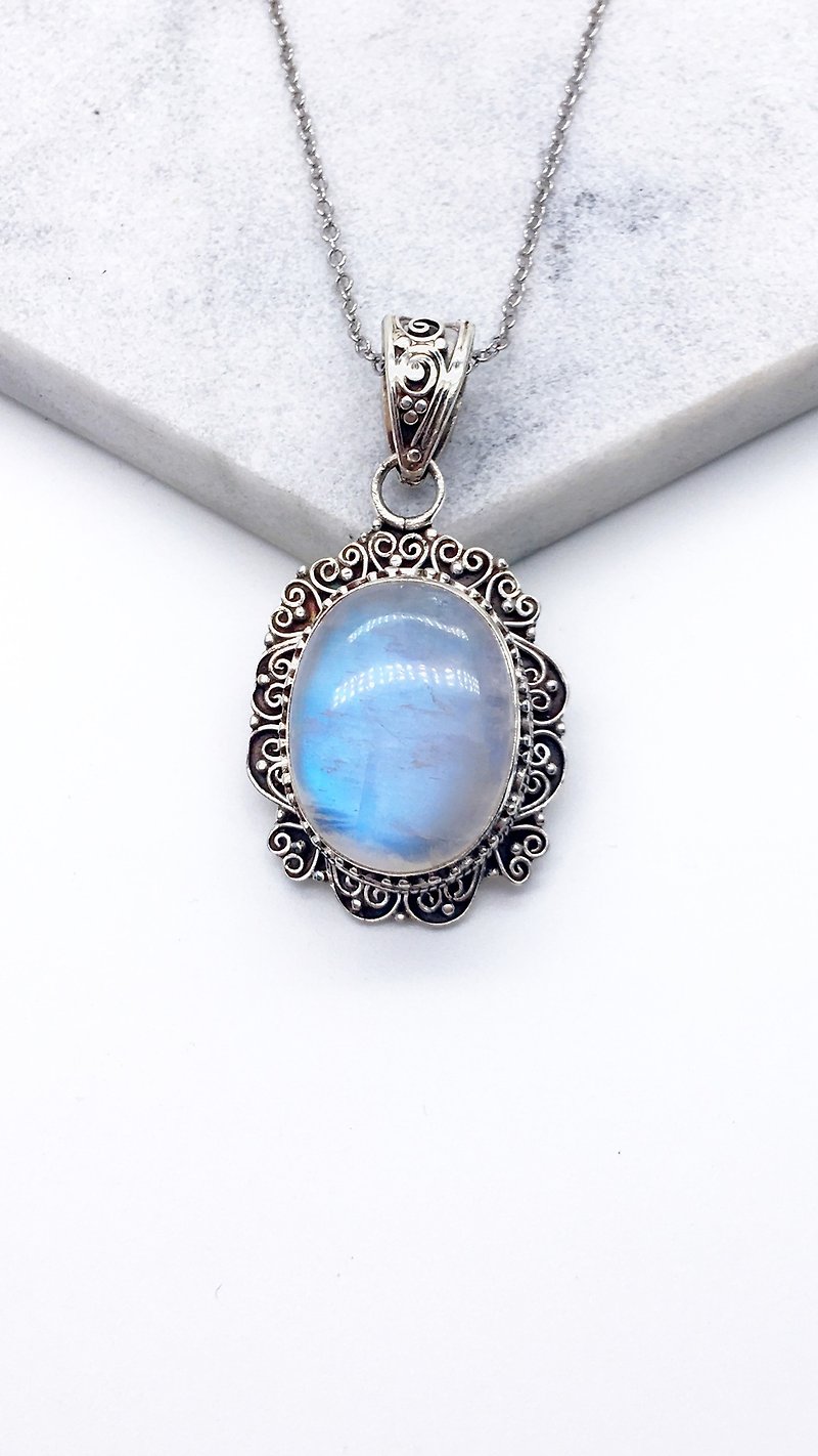 月光石925纯银重工心形花边项链 尼泊尔手工镶嵌制作-款式1 - 项链 - 宝石 蓝色