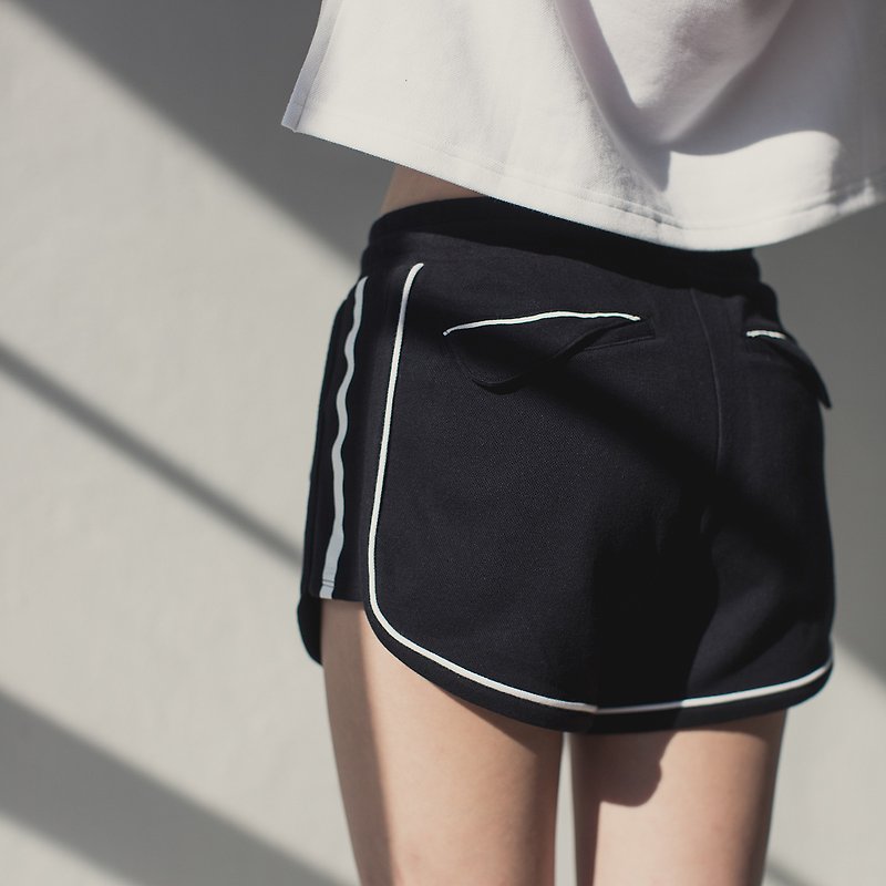 Sweat Shorts - Black - 女装长裤 - 聚酯纤维 黑色
