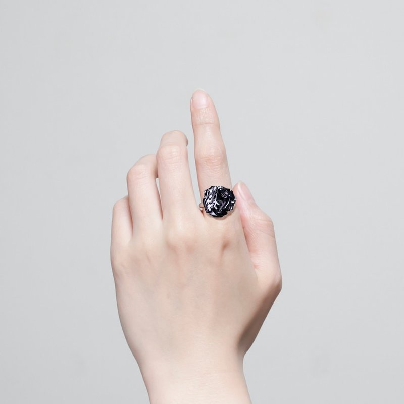 Blossom Ring mini ~一輪~(black) - 戒指 - 纸 黑色