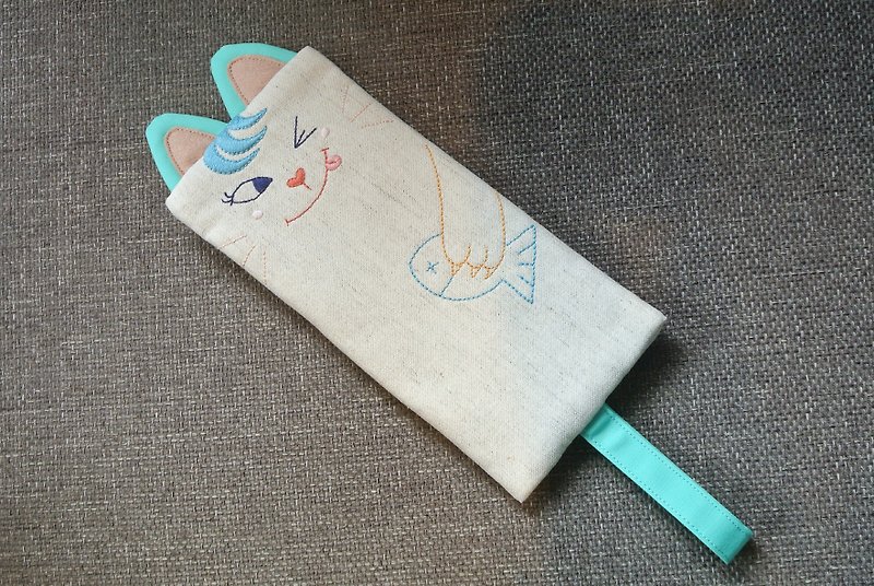 猫抓鱼-吐舌俏皮青猫-笔袋 - 铅笔盒/笔袋 - 棉．麻 蓝色
