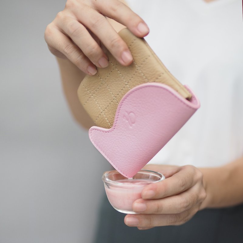 Waffle (Strawberry mousse) : Mini coin purse, softpink purse - 零钱包 - 真皮 粉红色