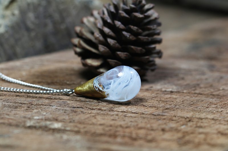 *IN STOCK* Wonder burl wood collection - FROZEN necklace - 项链 - 木头 蓝色