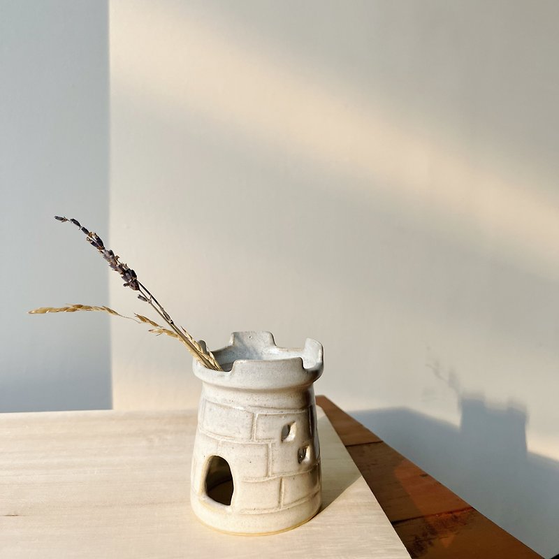 城堡蜡烛罩丨手作陶器 - 碗 - 陶 白色