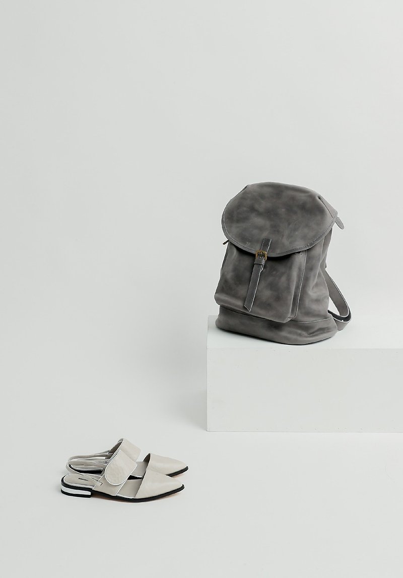 Goody Bag－鞋包成对七折优惠组合 - 后背包/双肩包 - 真皮 灰色