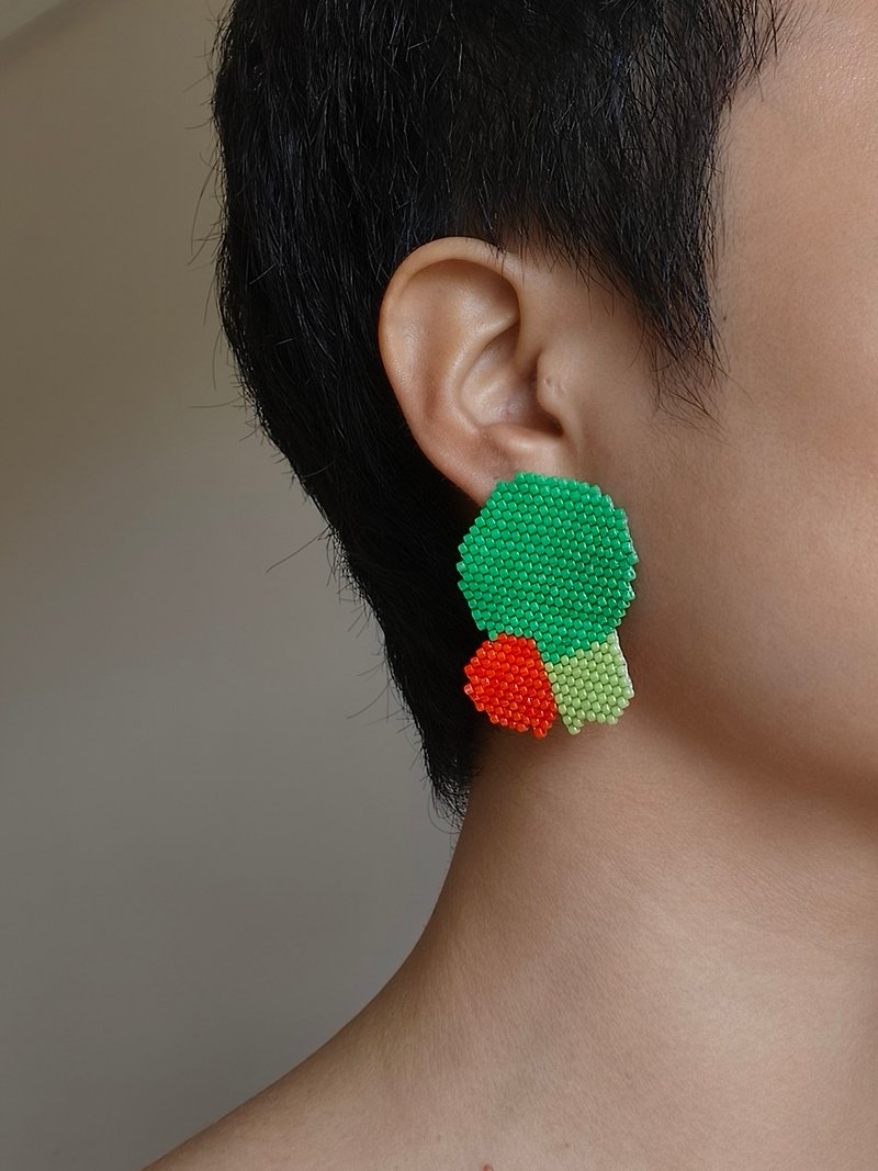 串珠彩色几何耳环 - 耳环/耳夹 - 其他材质 绿色