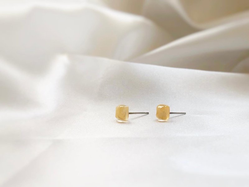 宝石系小小方块贴耳式耳环 - 耳环/耳夹 - 树脂 橘色