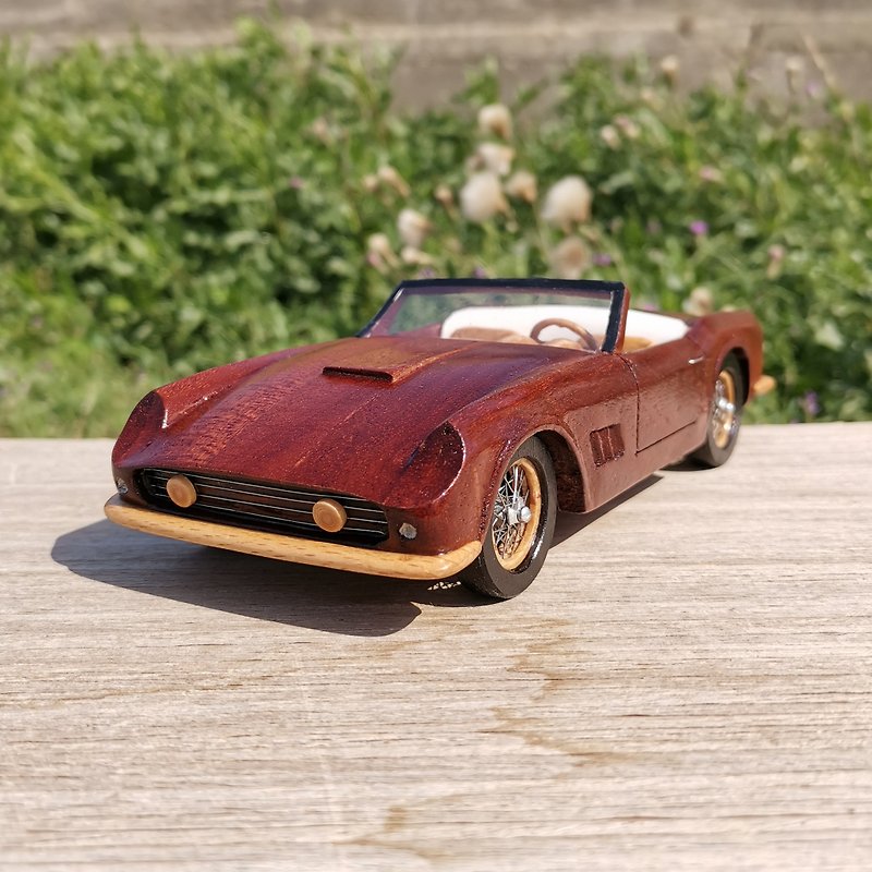 木头 摆饰 - Custom made toy car model  Ferrari 250 GT California