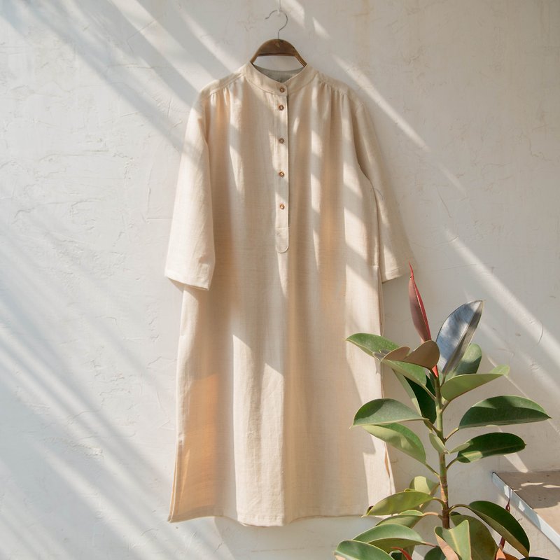 eggnog mandarin collar dress | handwoven natural dyed cotton | - 洋装/连衣裙 - 棉．麻 白色
