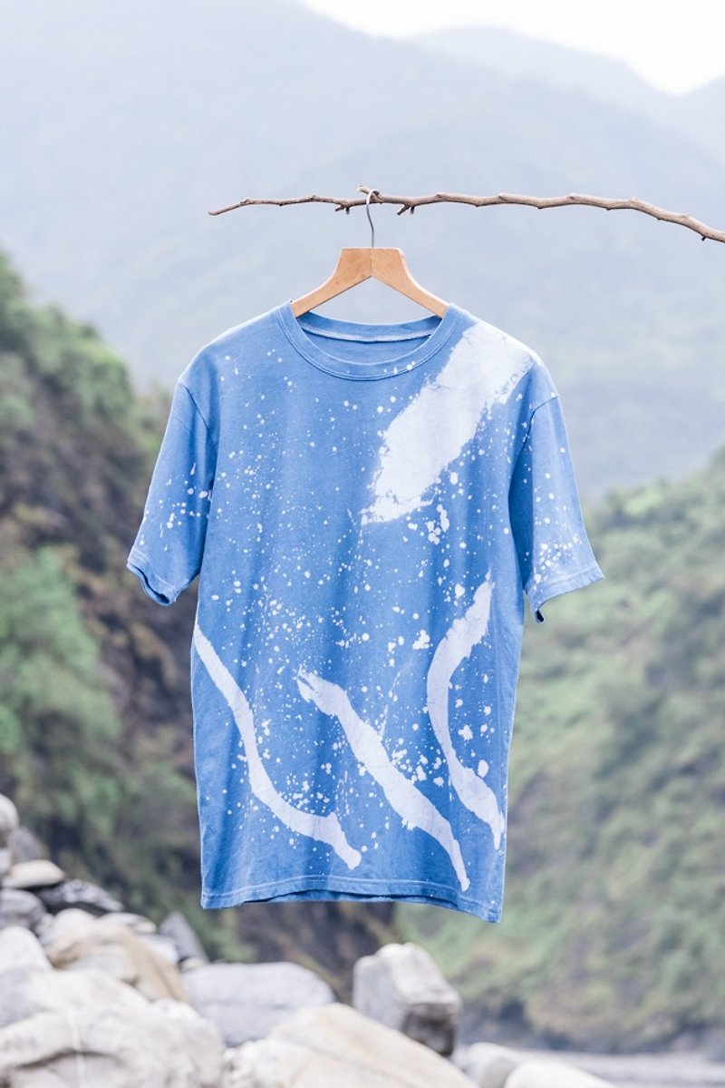 自在染isvara  手工植物蓝染 宇宙系列 纯棉T-shirt - 女装 T 恤 - 棉．麻 蓝色