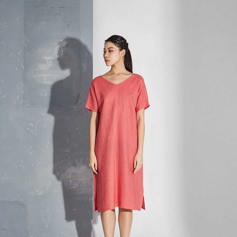 【现货】西瓜红亚麻V领连身裙 - 洋装/连衣裙 - 棉．麻 红色